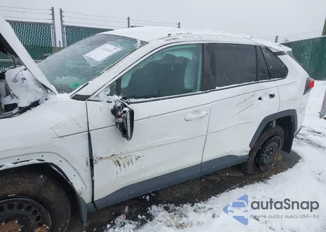 2021 Toyota Rav4 Le z USA, uszkodzony, nr VIN 2T3F1RFV4MW196251